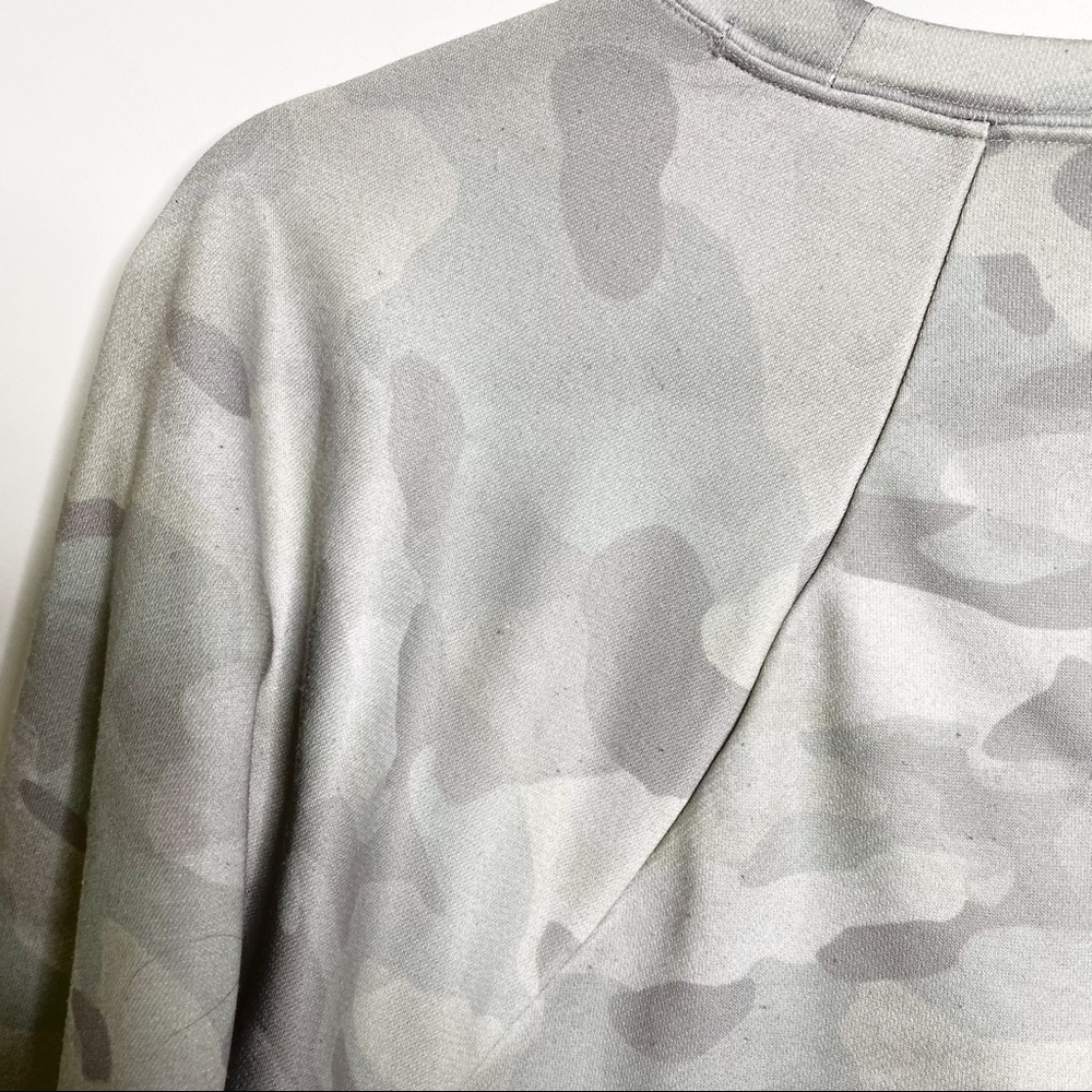 Nike Rebel Dri Fit Camo Pullover Boxy Sweatshirt - Picture 10 of 10